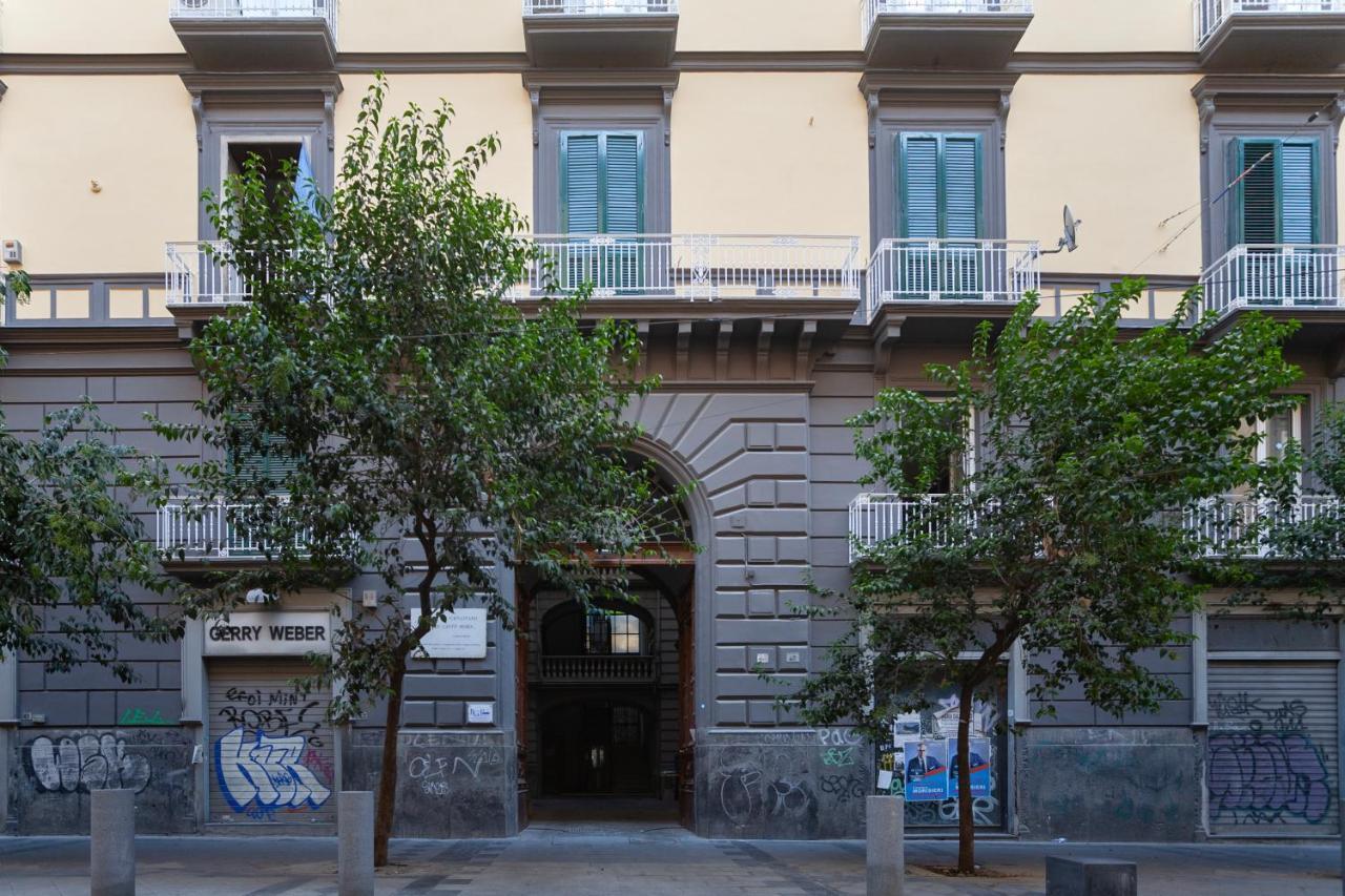 Bed and Breakfast Skyhouse Duomo Nápoles Exterior foto