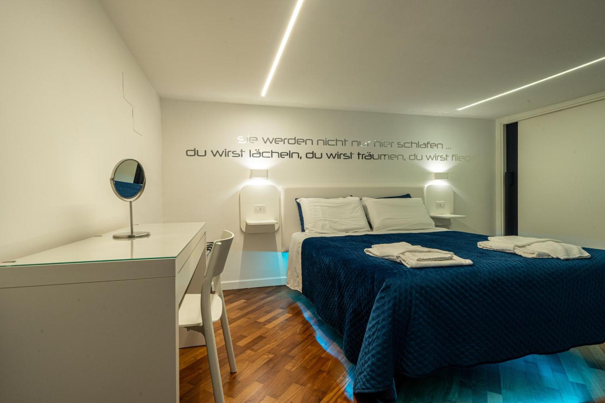 Bed and Breakfast Skyhouse Duomo Nápoles Exterior foto