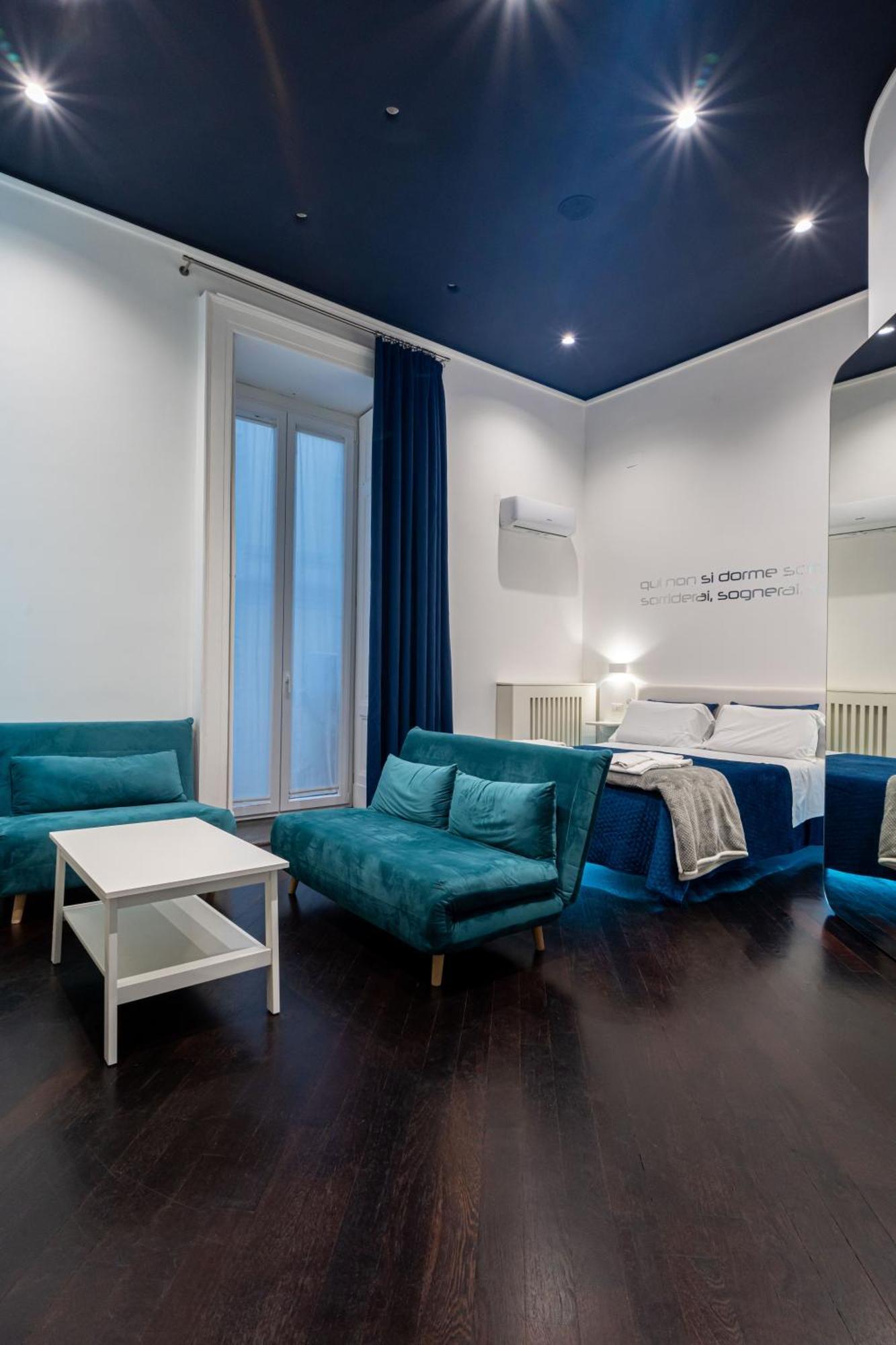Bed and Breakfast Skyhouse Duomo Nápoles Exterior foto
